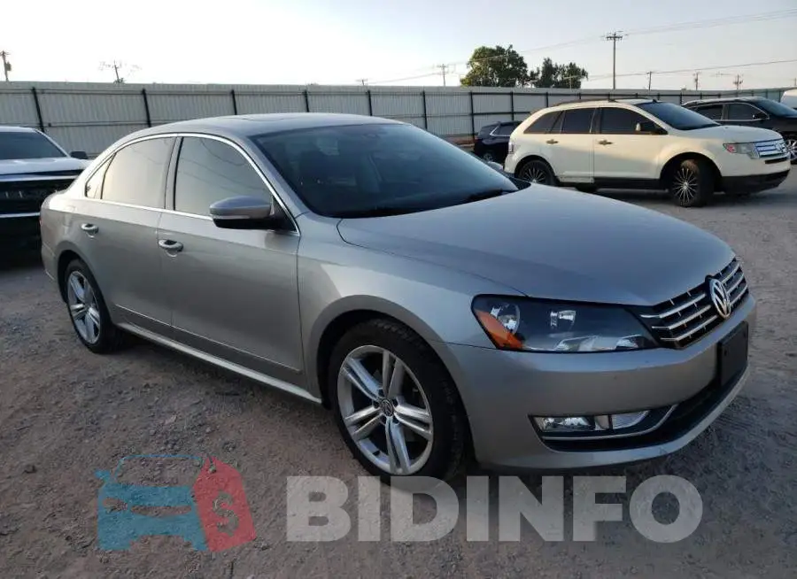 1VWBN7A38EC108669 Photo# 4