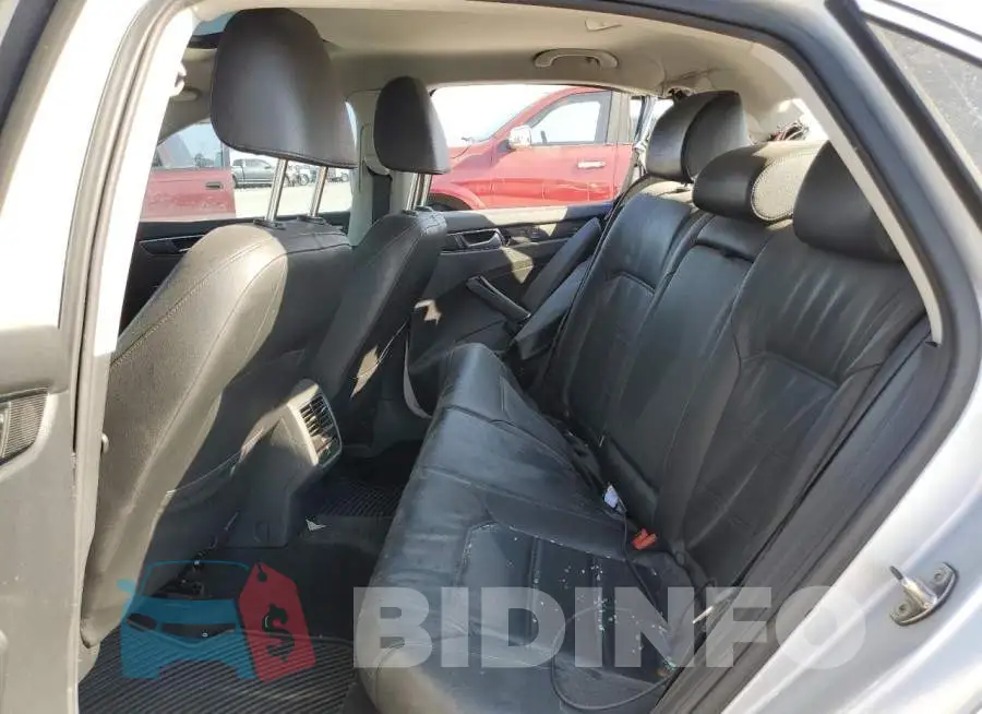 1VWBS7A35GC013157 Photo# 10
