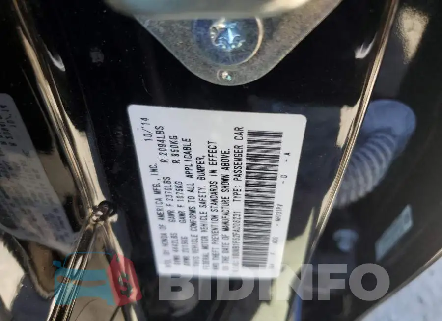 19UUB1F52FA006231 Photo# 13