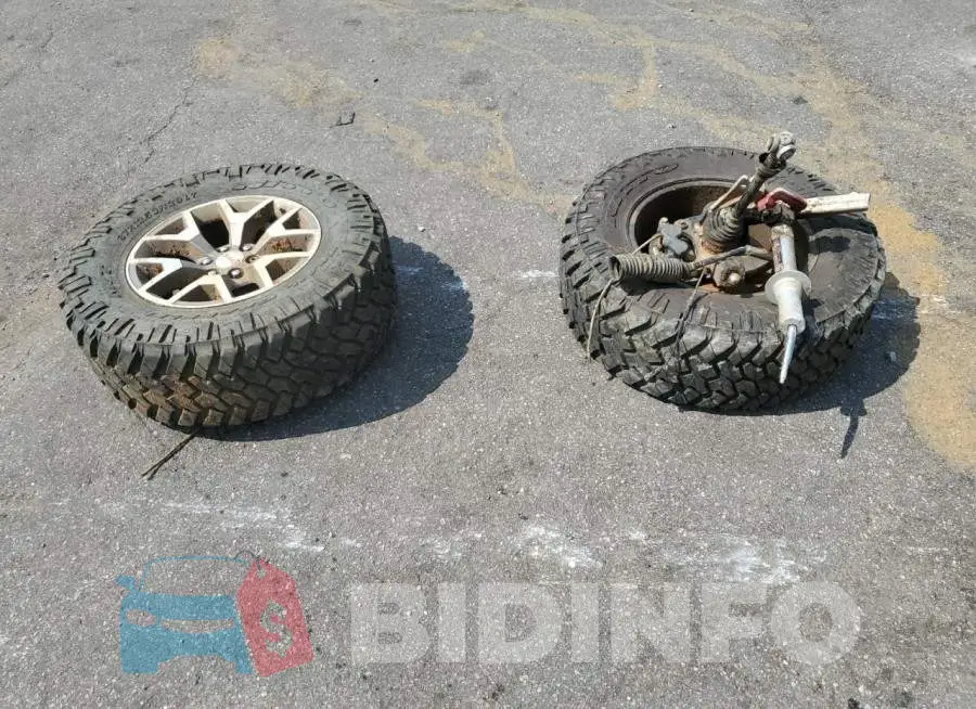 3GTU2VEC1EG471797 Photo# 13