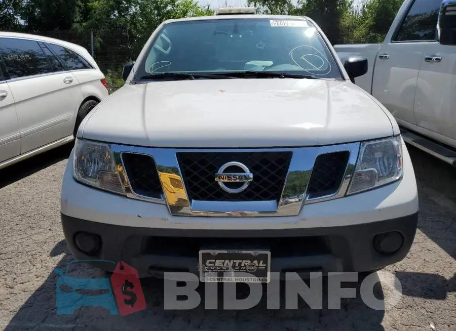 1N6BD0CT9JN753434 Photo# 5