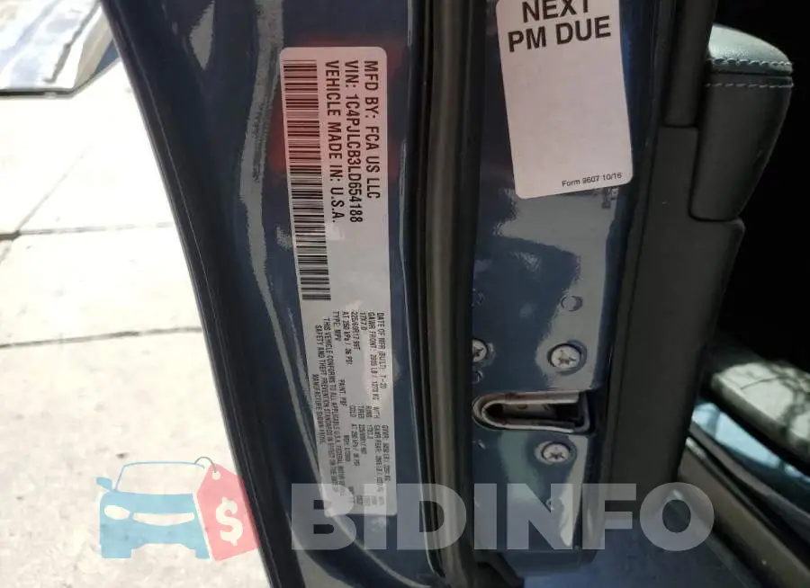 1C4PJLCB3LD654188 Photo# 12