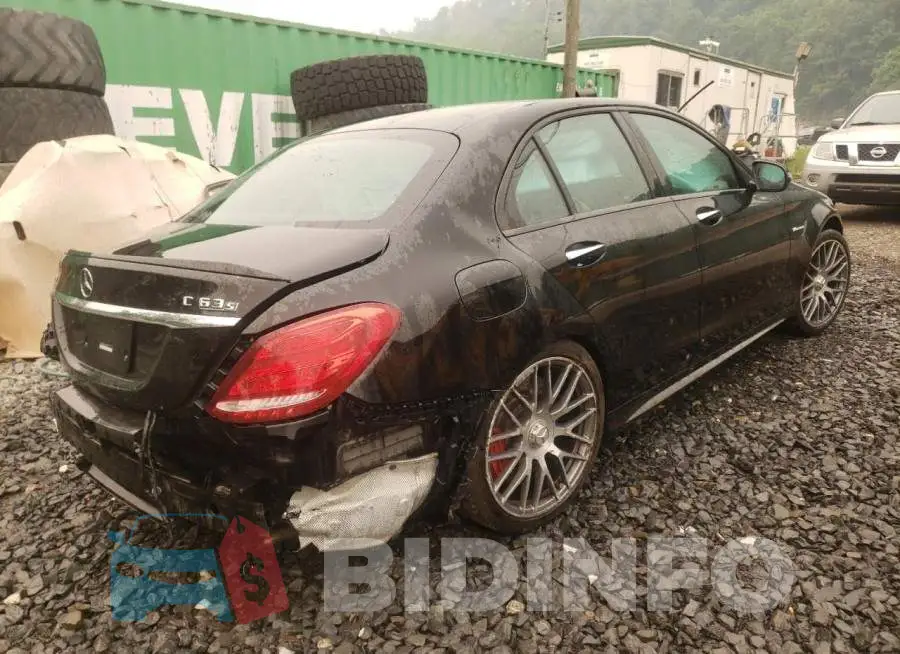 55SWF8HB3GU106725 Photo# 3