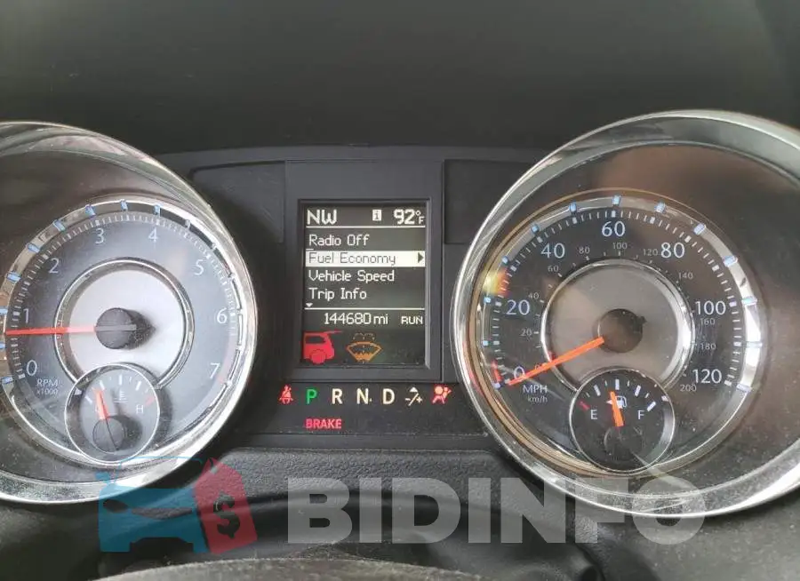 2C4RC1BGXFR629956 Photo# 9