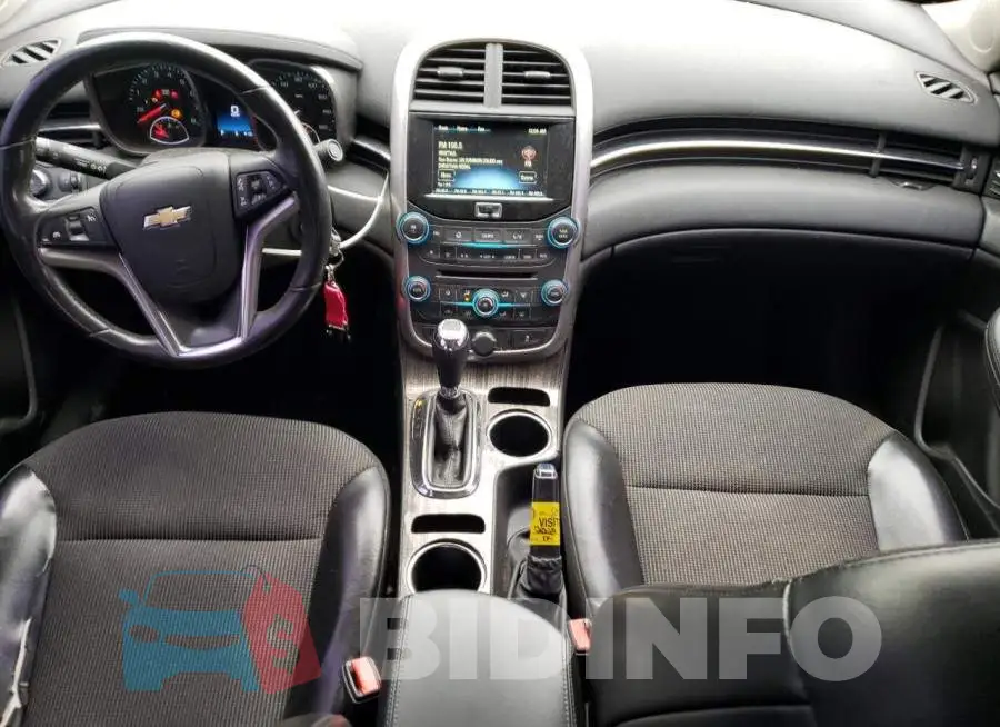 1G11E5SL1EF258602 Photo# 8
