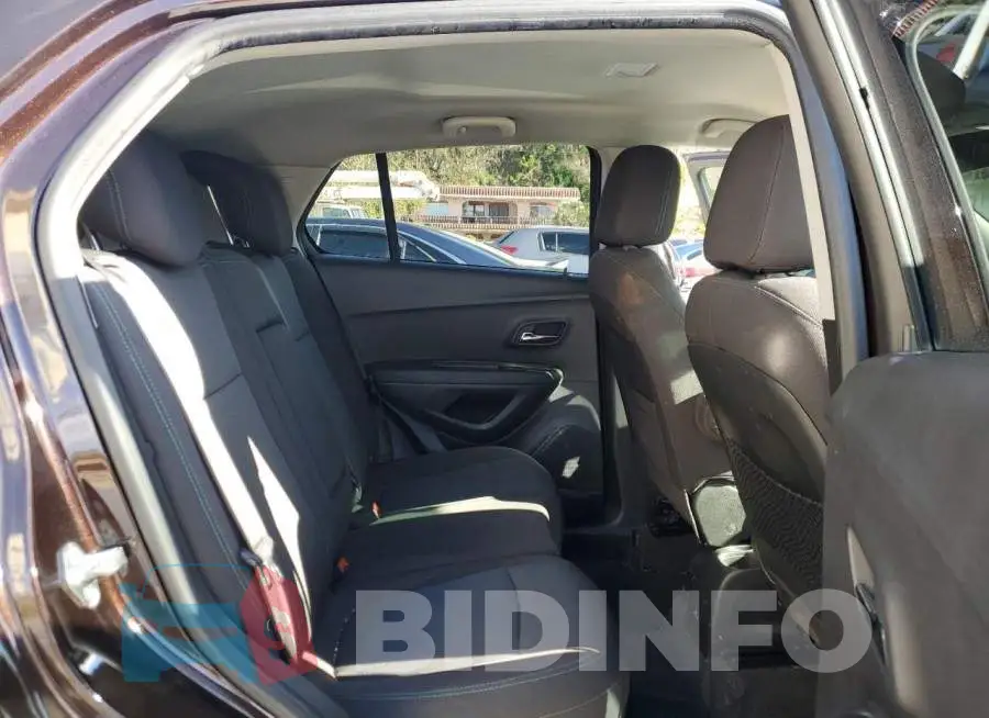 KL7CJLSB3FB212167 Photo# 11