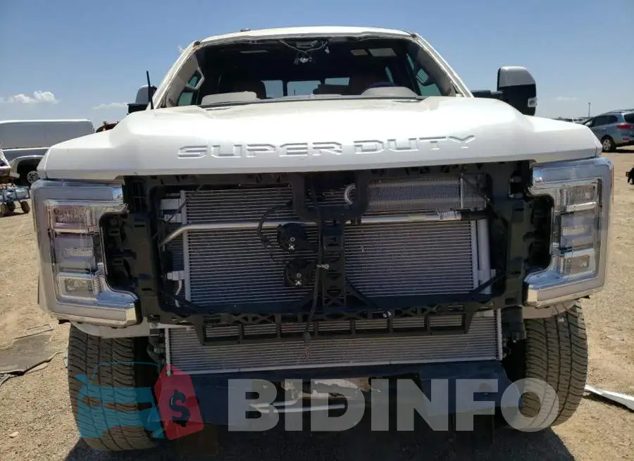 1FT7W2BT3JEB71412 Photo# 5