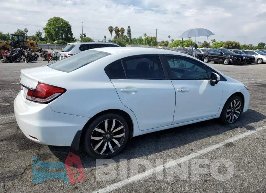 19XFB2F94FE021147 Photo# 3