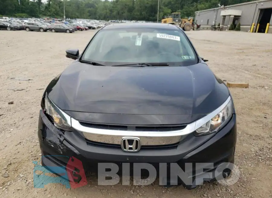 19XFC2F72HE226853 Photo# 5