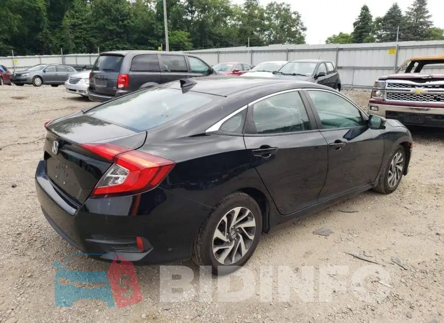 19XFC2F72HE226853 Photo# 3