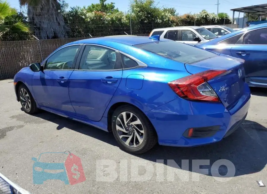 19XFC2F73HE227123 Photo# 2