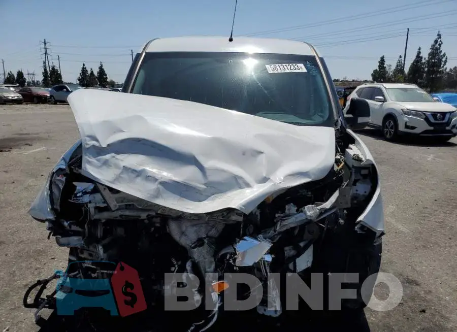 ZFBERFAT1F6A70318 Photo# 5