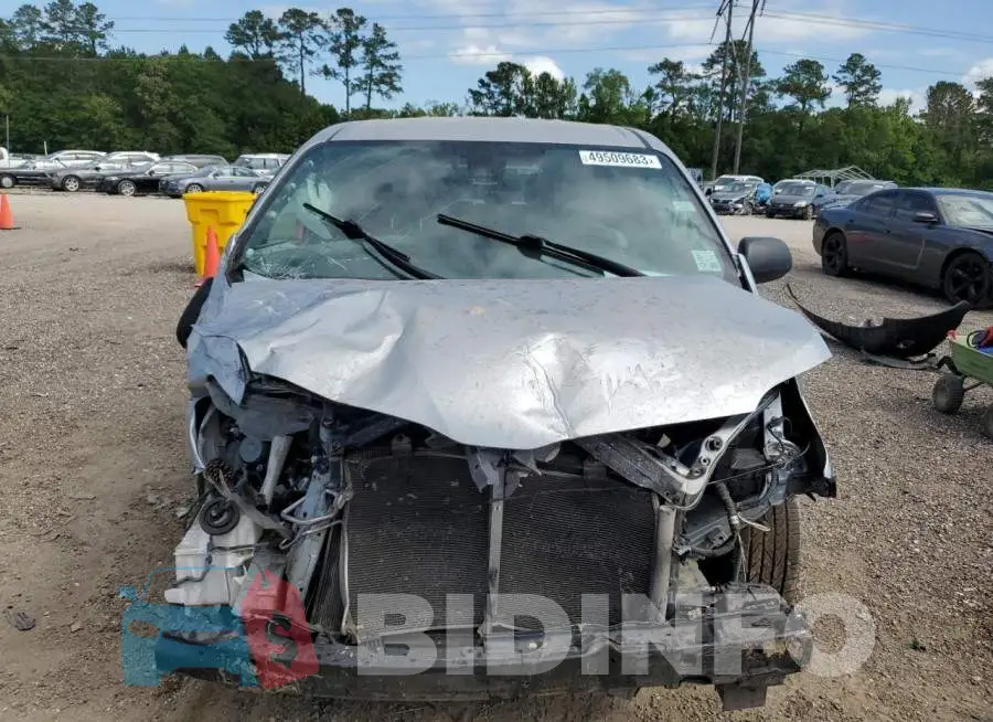 5TDZZ3DC2LS033330 Photo# 5
