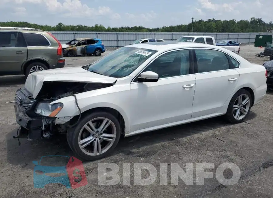 1VWBS7A37EC064348 Photo# 1