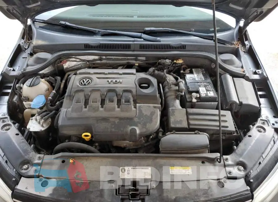 3VWLA7AJ8FM305565 Photo# 11