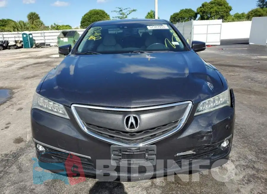 19UUB2F70GA004213 Photo# 5