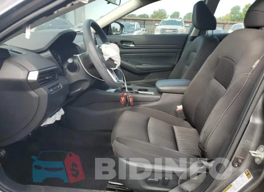 1N4BL4BV2LC156808 Photo# 7