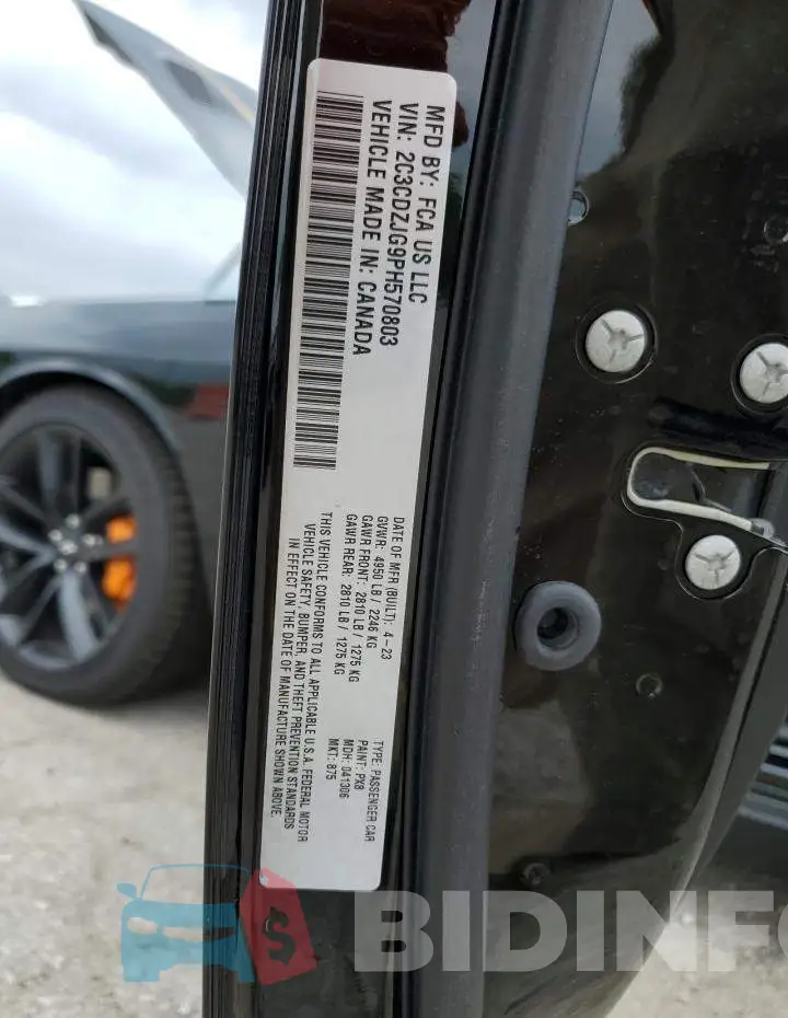 2C3CDZJG9PH570803 Photo# 12