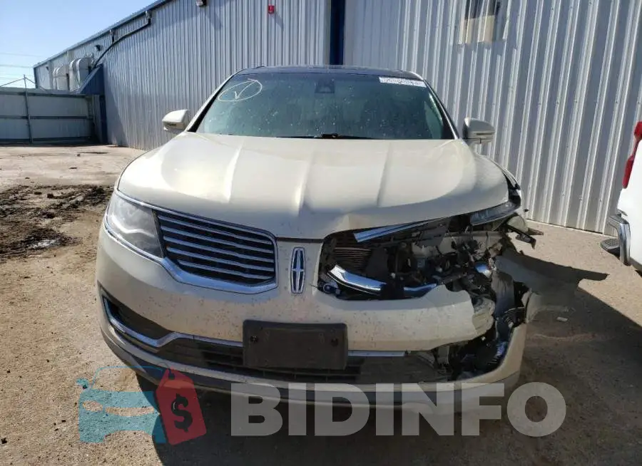 2LMTJ8KR9GBL22617 Photo# 5