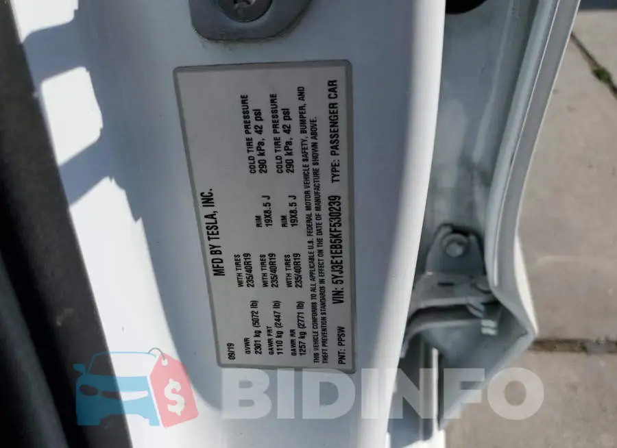 5YJ3E1EB5KF530239 Photo# 12