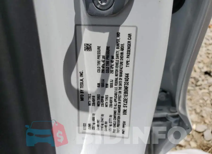 5YJ3E1EB6NF324044 Photo# 13
