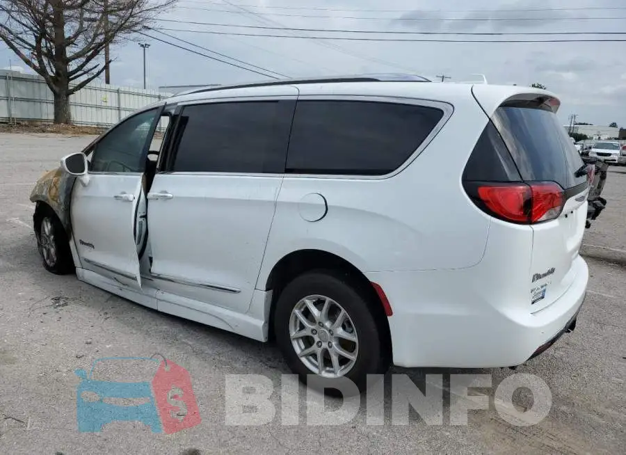 2C4RC1BG2LR104725 Photo# 2