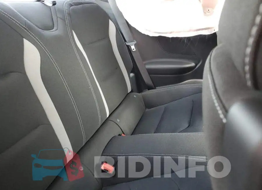 1G1FB1RS9P0146995 Photo# 10
