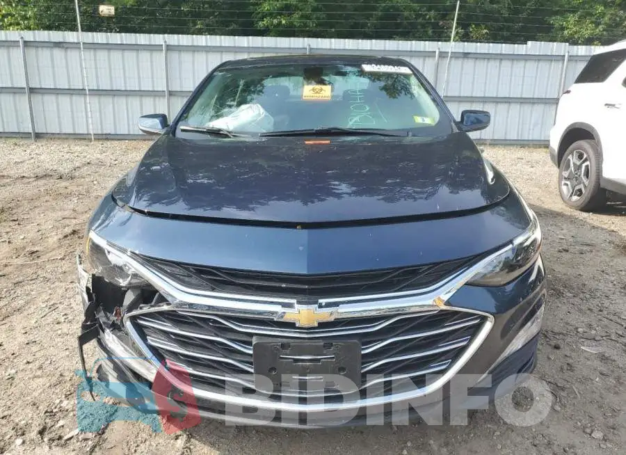 1G1ZD5ST3NF175632 Photo# 5