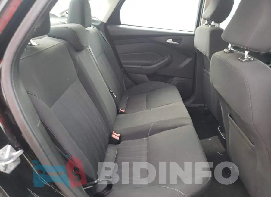 1FADP3F20HL204885 Photo# 10