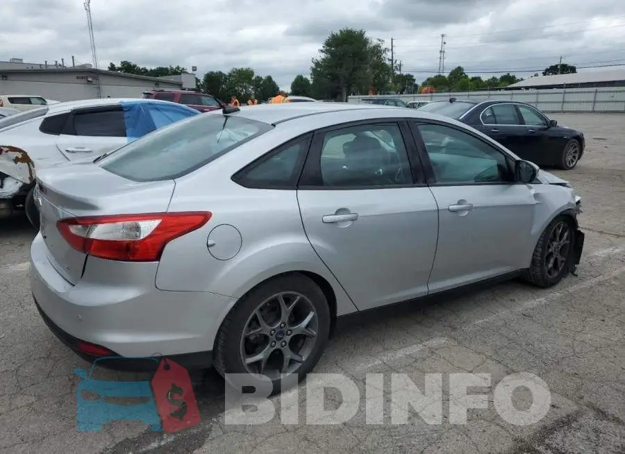 1FADP3F24EL194583 Photo# 3