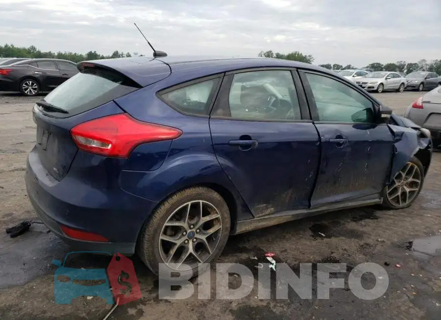 1FADP3M29HL302364 Photo# 3