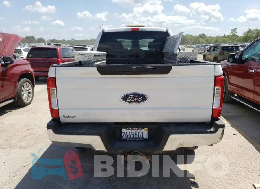 1FT7W2BT7JEB39045 Photo# 6