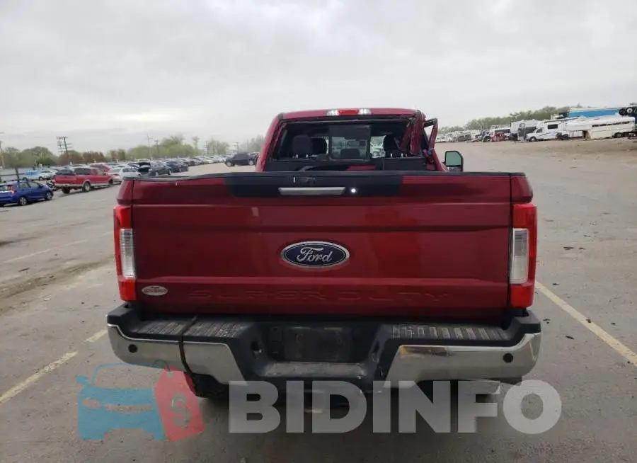 1FT8W3BT2JEB68981 Photo# 6