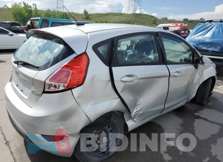 3FADP4EE6FM179200 Photo# 3