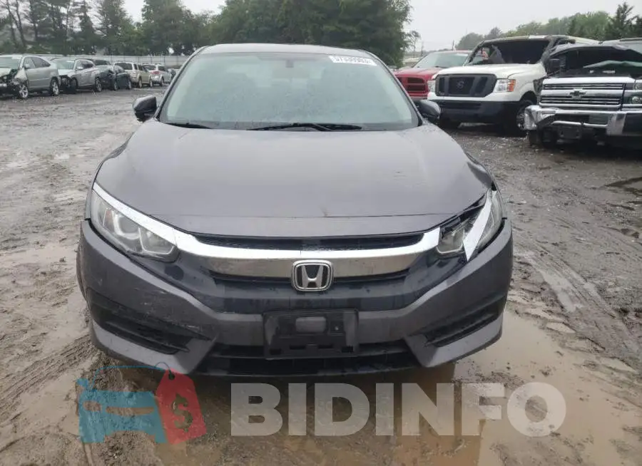 19XFC2F57HE036416 Photo# 5