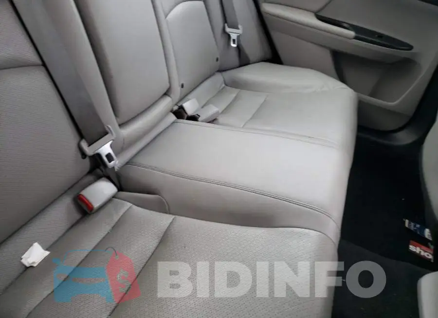 1HGCR2F83FA276222 Photo# 10