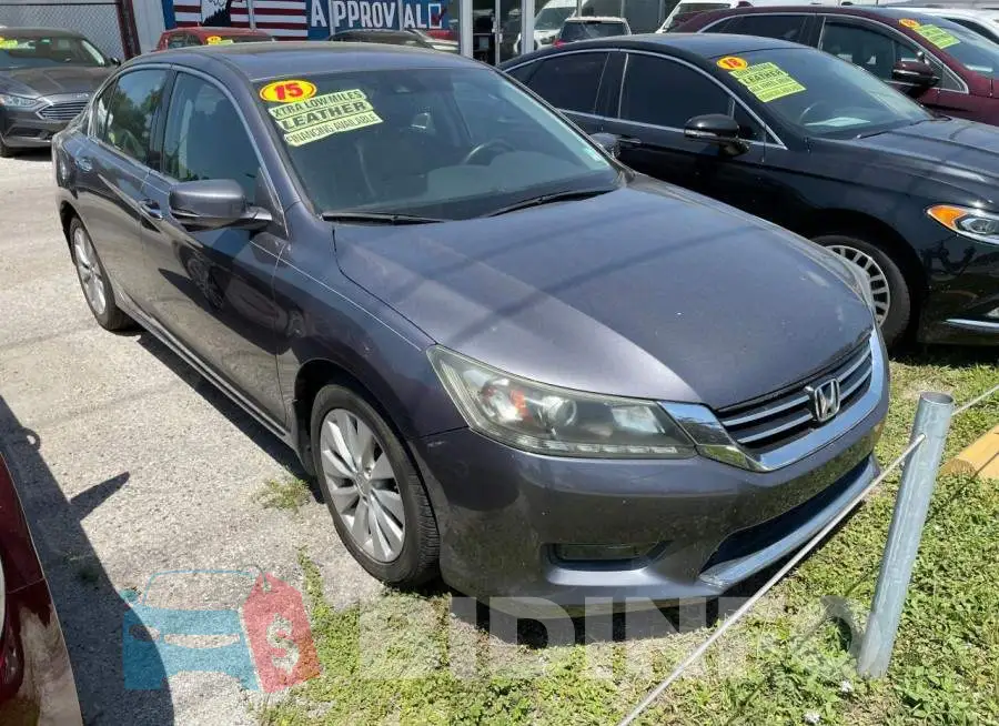 1HGCR3F83FA025402 Photo# 1