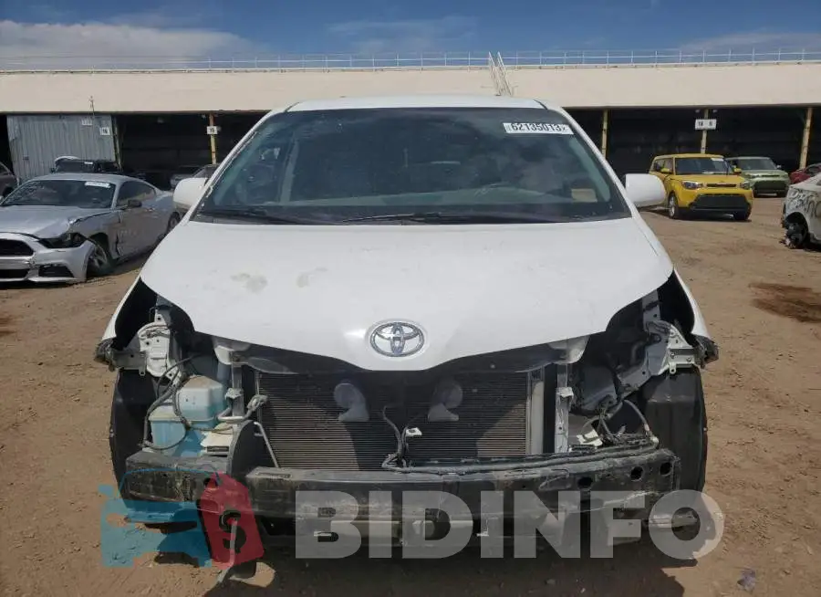 5TDKK3DC8GS748057 Photo# 5