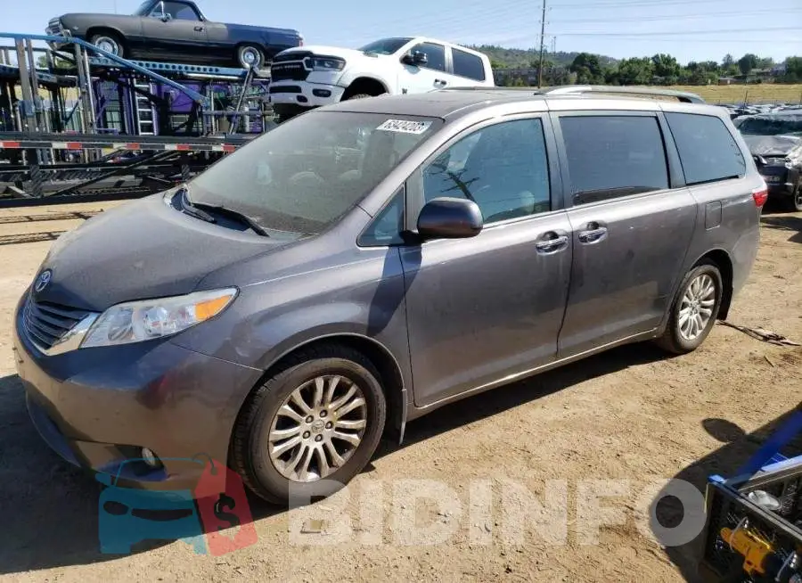 5TDYK3DCXFS677498 Photo# 1