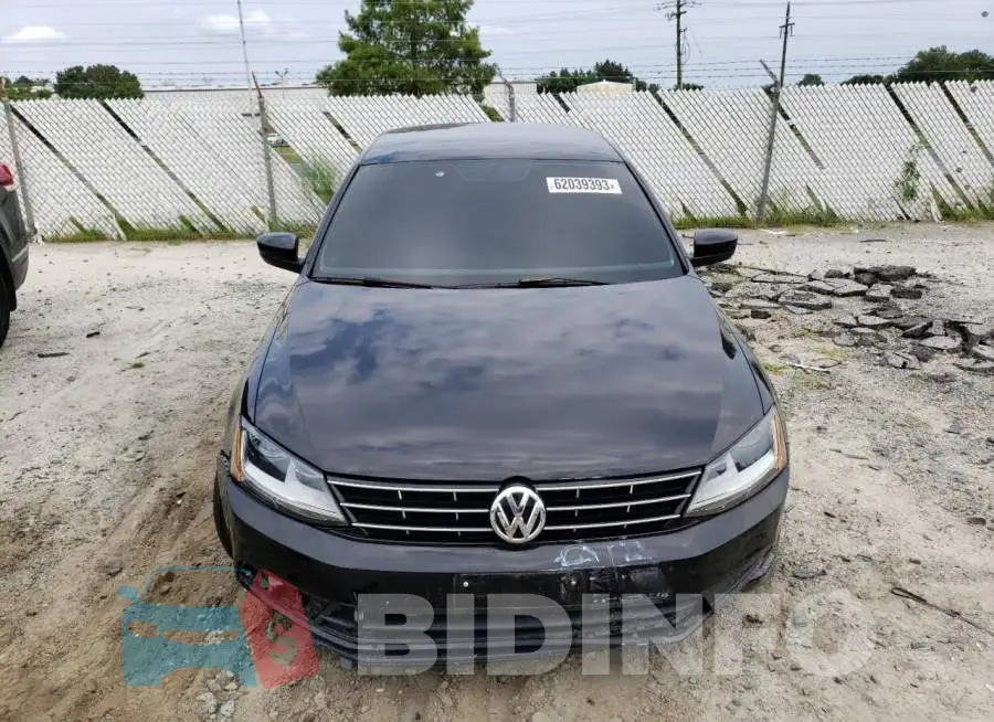 3VW2B7AJ4JM209093 Photo# 5