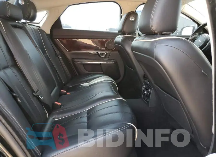 SAJWJ1CD5E8V67701 Photo# 10