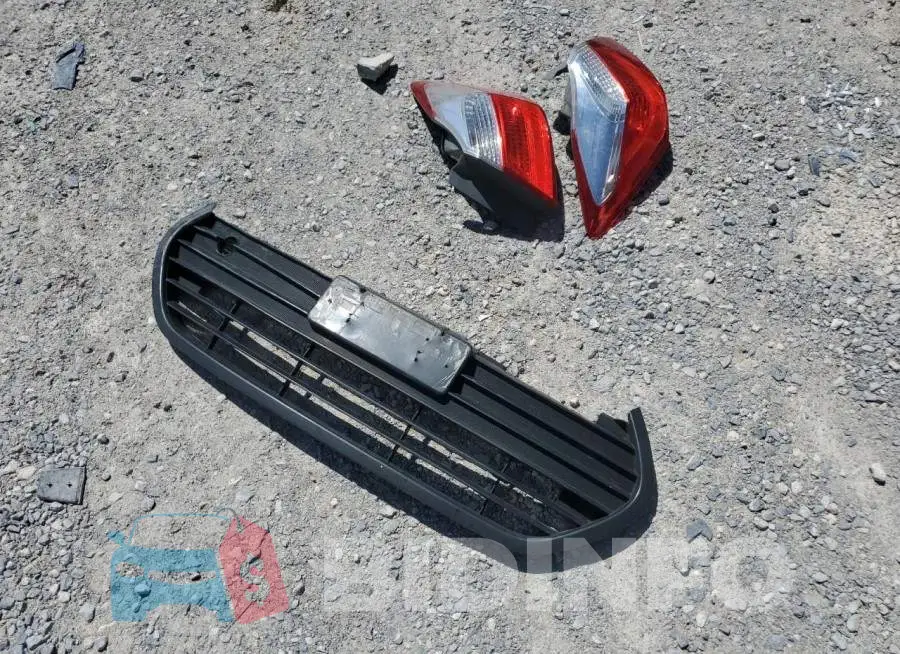 1HGCR2F7XFA131086 Photo# 12