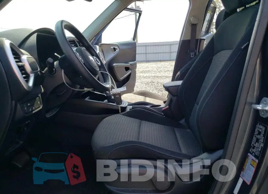 KNDJ23AU4L7051773 Photo# 7