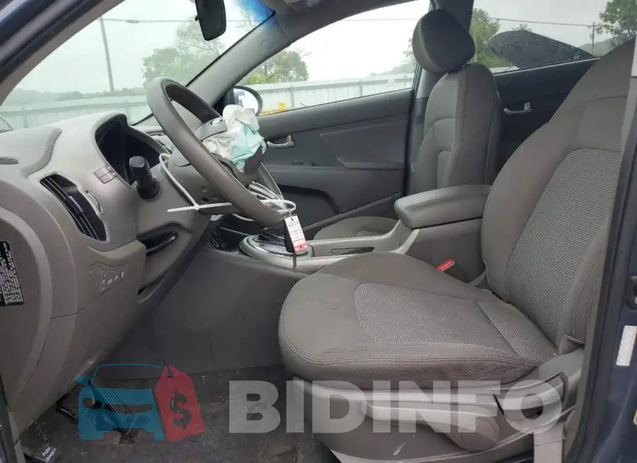 KNDPB3AC6G7821642 Photo# 7