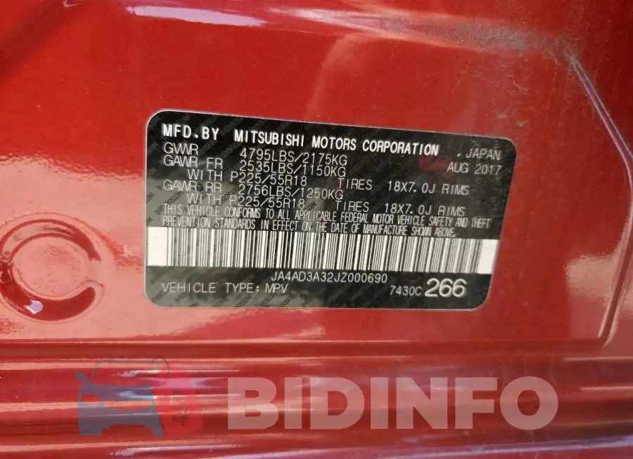 JA4AD3A32JZ000690 Photo# 13