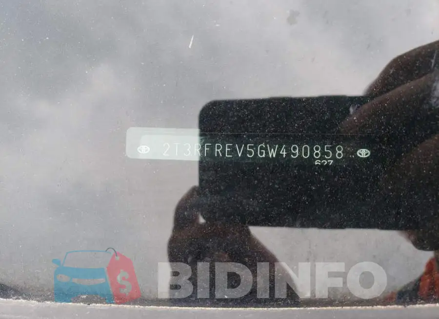 2T3RFREV5GW490858 Photo# 12