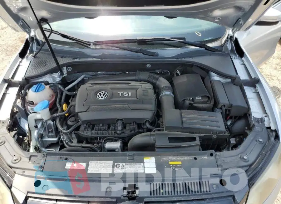 1VWBS7A32FC021036 Photo# 11