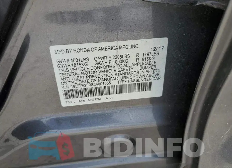 19UDE2F38JA001555 Photo# 13