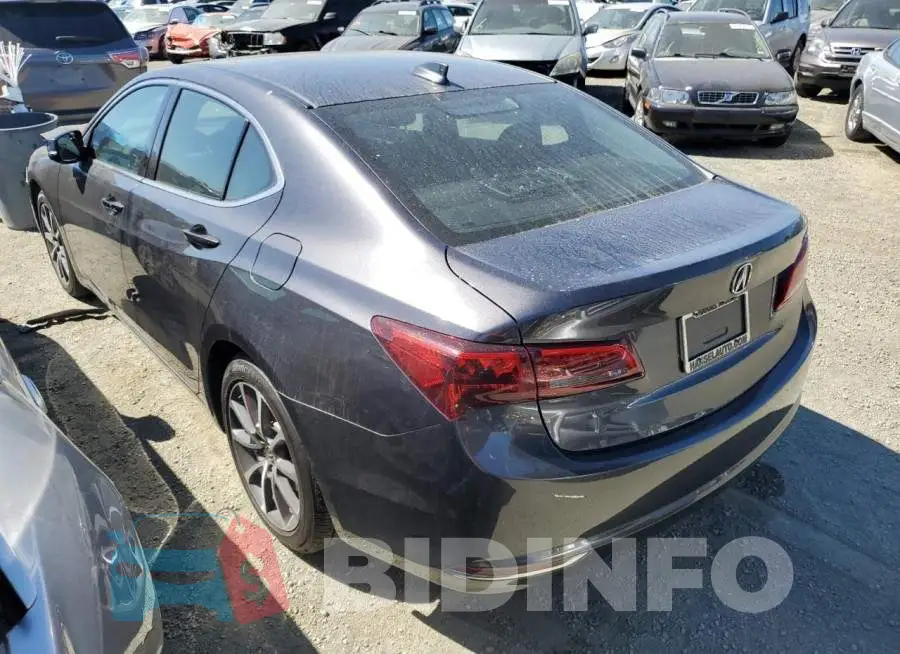 19UUB2F55FA010988 Photo# 2