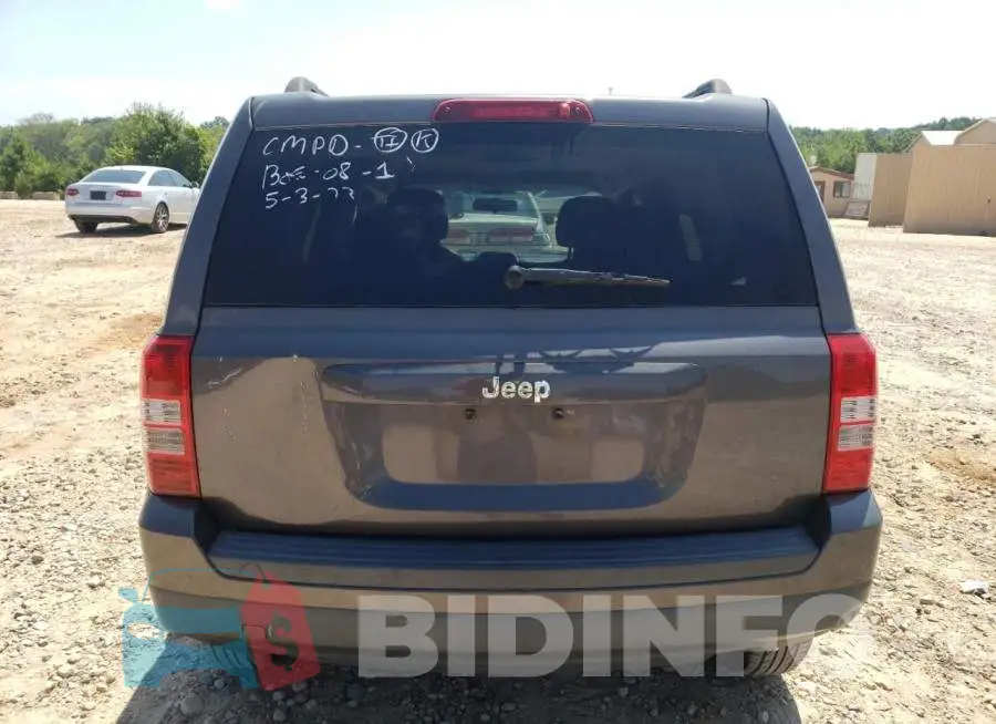 1C4NJPBB3FD140149 Photo# 6
